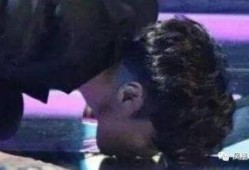 搞笑明星吃瓜图片,笑翻你的眼球