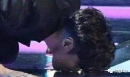 搞笑明星吃瓜图片,笑翻你的眼球