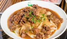 牛大瓜吃牛蹄,一场别开生面的美食之旅