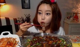 苓妹妹吃瓜记,一场甜蜜的吃瓜盛宴