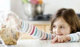 害怕吃瓜3唐青青,揭秘“害怕吃瓜3”背后的故事与真相