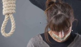 开膛破肚吃瓜,揭秘美食背后的惊悚故事