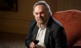 吃瓜罗伯特先生,吃瓜罗伯特先生的趣味生活揭秘