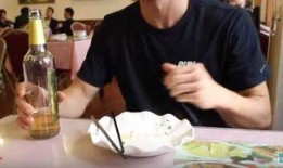 吃瓜视频找乐子,揭秘热门视频背后的趣味故事