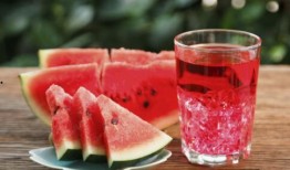 冰瓜吃金克拉,一场别开生面的美食对决