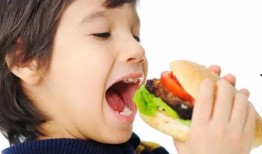 吃瓜的老王同学,吃瓜老王同学的校园趣事大盘点