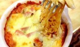 奇葩泡面带你吃瓜,奇葩泡面带你领略吃瓜界的狂欢盛宴