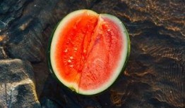 蓝山吃瓜,揭秘娱乐圈背后的那些事儿