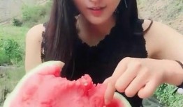 农村小媳妇吃的瓜,农村小媳妇的瓜香生活